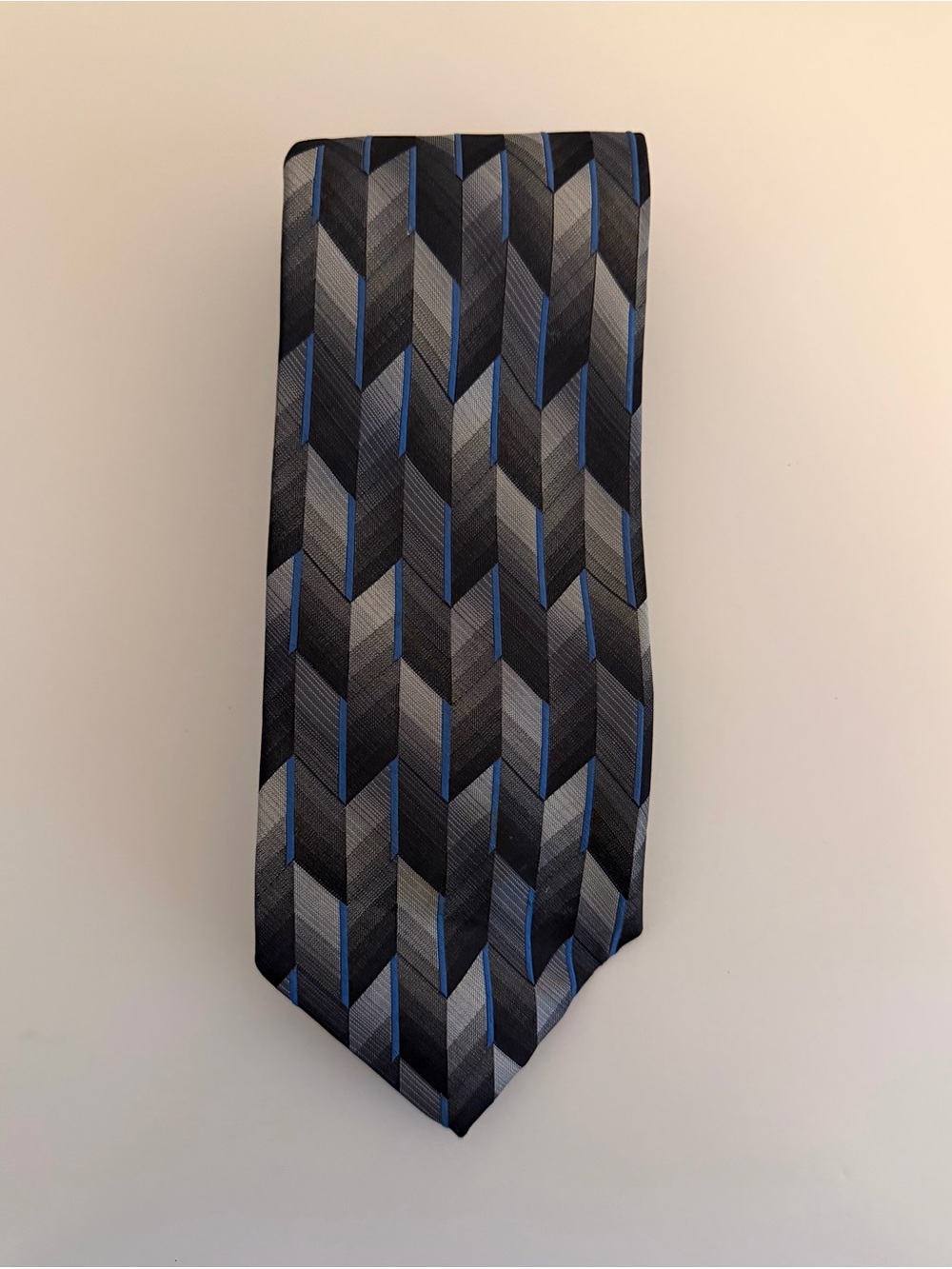Joseph & Feiss Men’s 100% Silk Black Gray Blue Necktie Tie